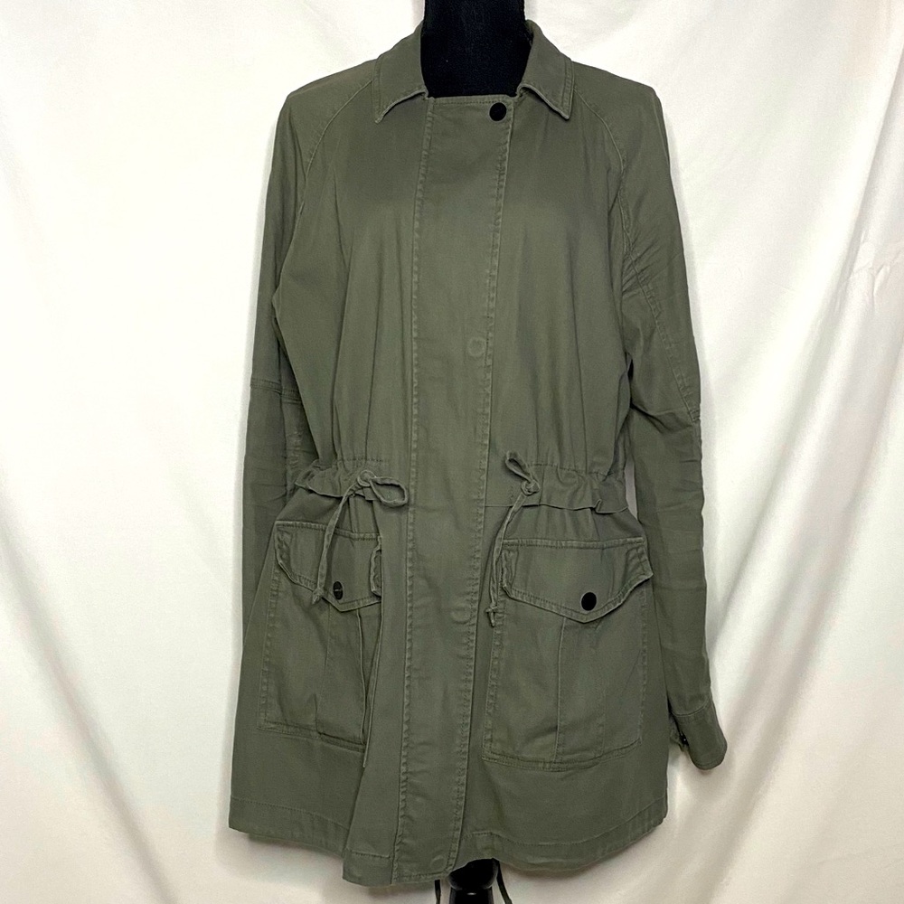 Amazing Sanctuary Field/Utility Jacket
